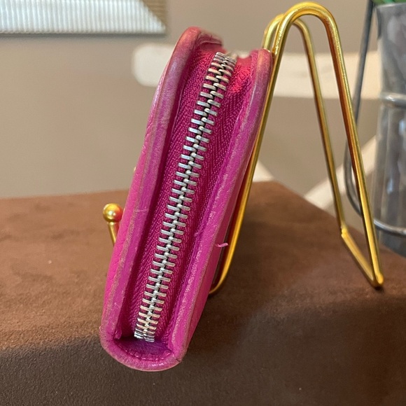 Loewe pink leather zip around wallet - Picture 2 of 15